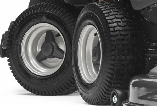 Husqvarna Profi Frontmäher RC 318T - Grundgerät ohne Mähdeck - Modell 2025-Neu - Image 6