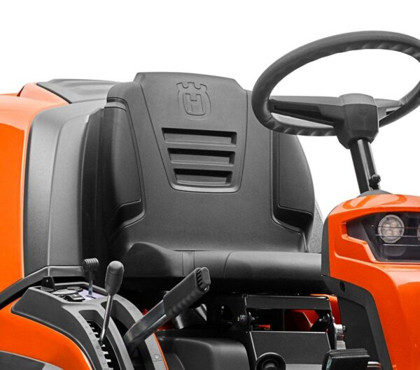 Husqvarna Profi Allrad-Frontmäher RC 320Ts AWD - Grundgerät ohne Mähdeck - Modell 2025-Neu - Image 8