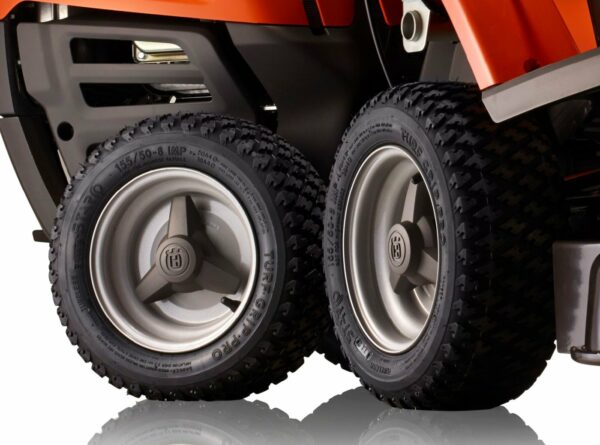 Husqvarna Frontmäher R 112C mit Mähdeck Combi 85 - Modell 2025-Neu - Image 6